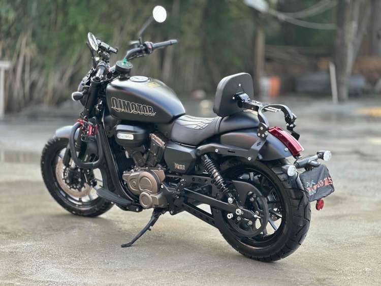 二手QJMOTOR闪300