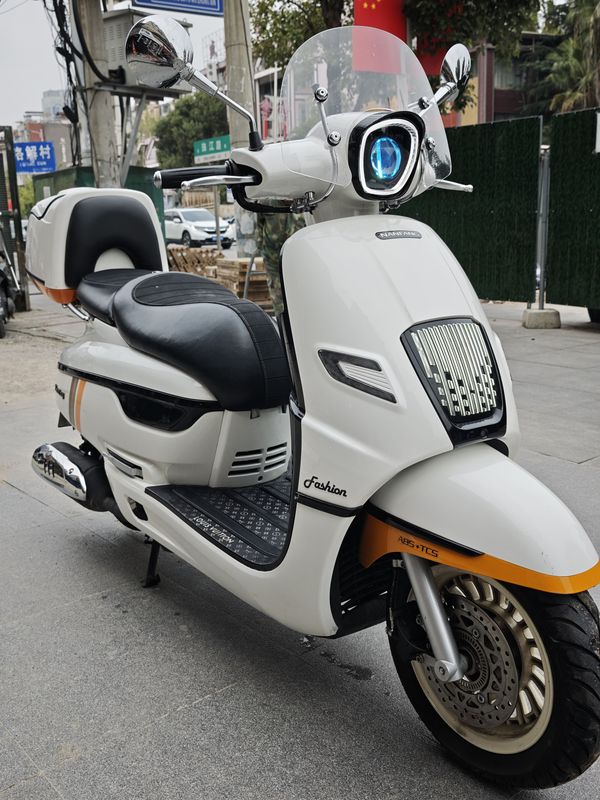 二手南方梦拉丽莎 飞戈