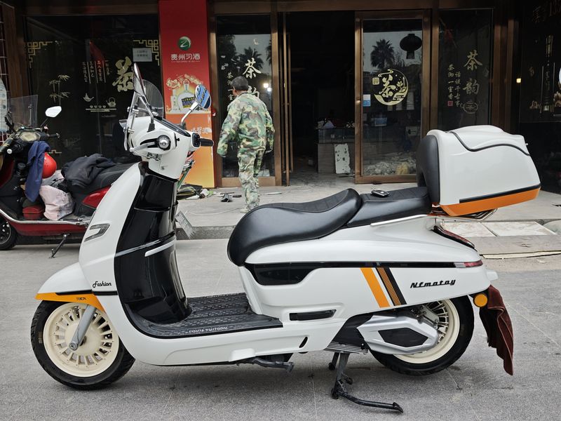 二手南方梦拉丽莎 飞戈