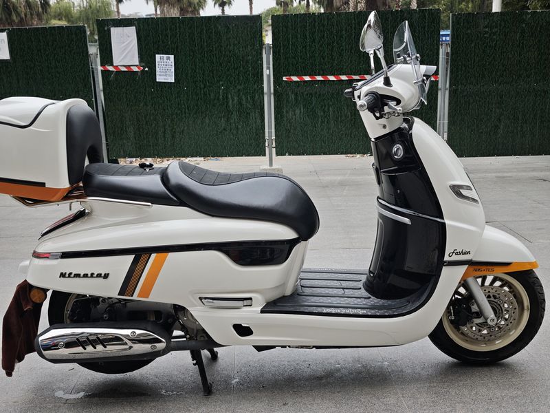 二手南方梦拉丽莎 飞戈