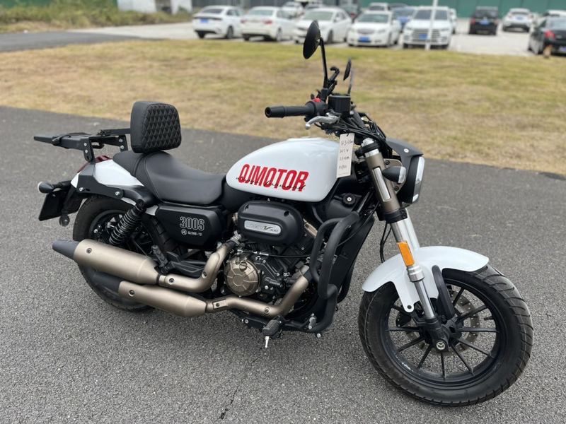 二手QJMOTOR闪300