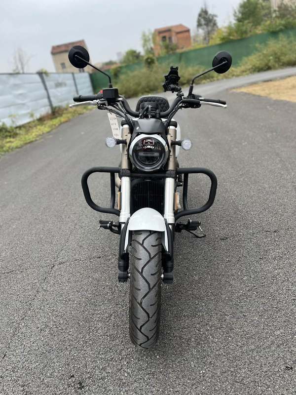 二手QJMOTOR闪300