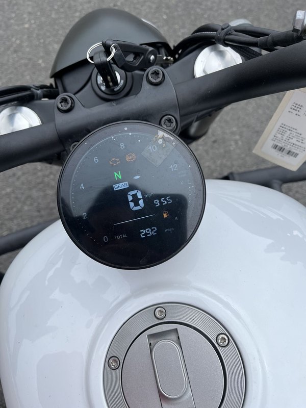 二手QJMOTOR闪300