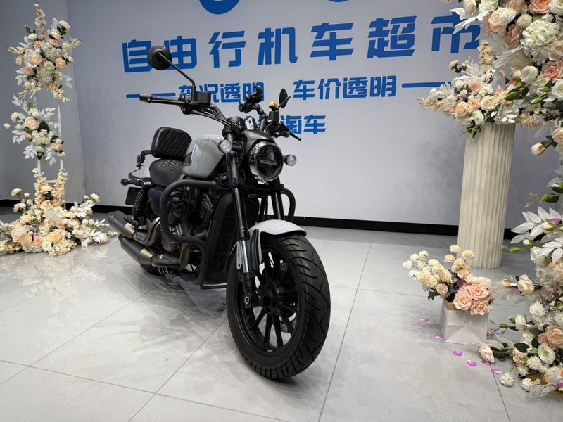 二手QJMOTOR闪300