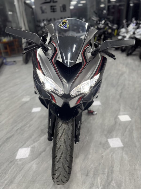 二手川崎ZX-4R
