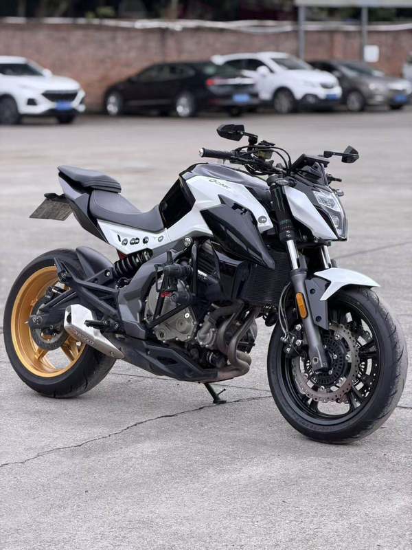 二手春风650NK