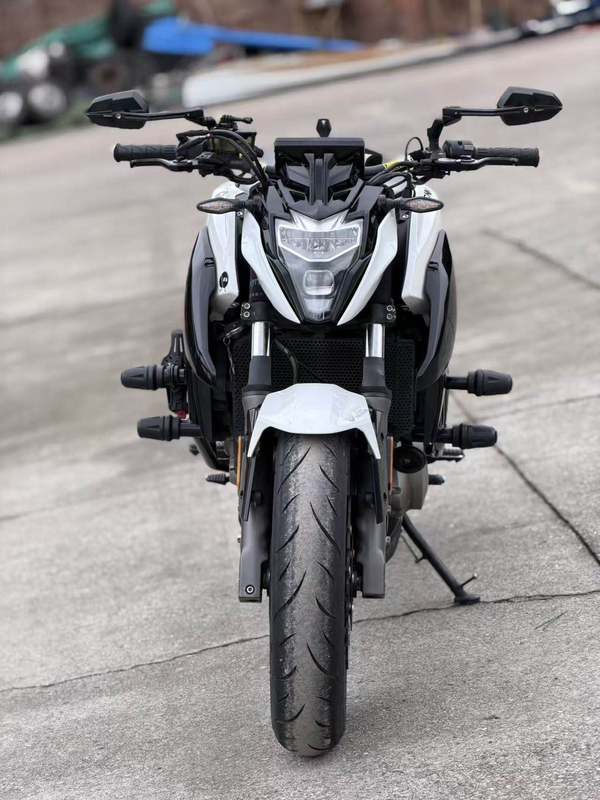 二手春风650NK