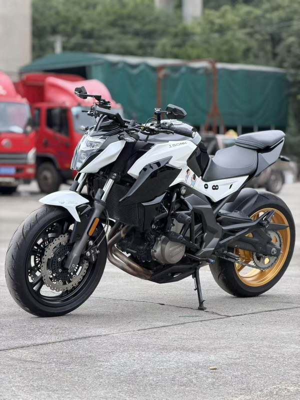 二手春风650NK