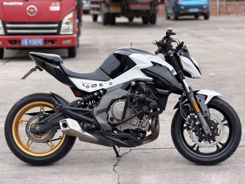 二手春风650NK