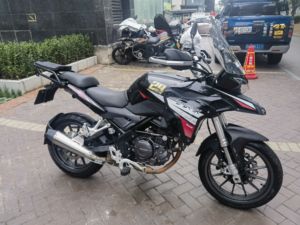 二手贝纳利金鹏 TRK251