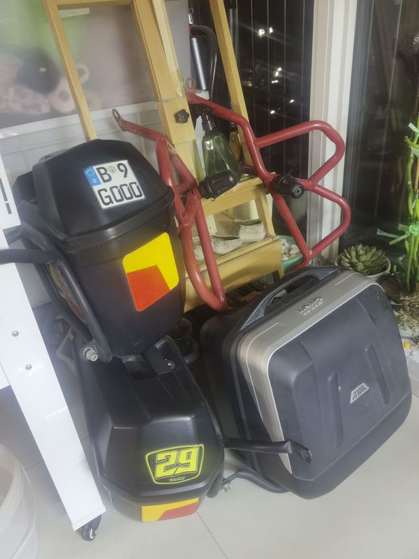 二手贝纳利金鹏 TRK251