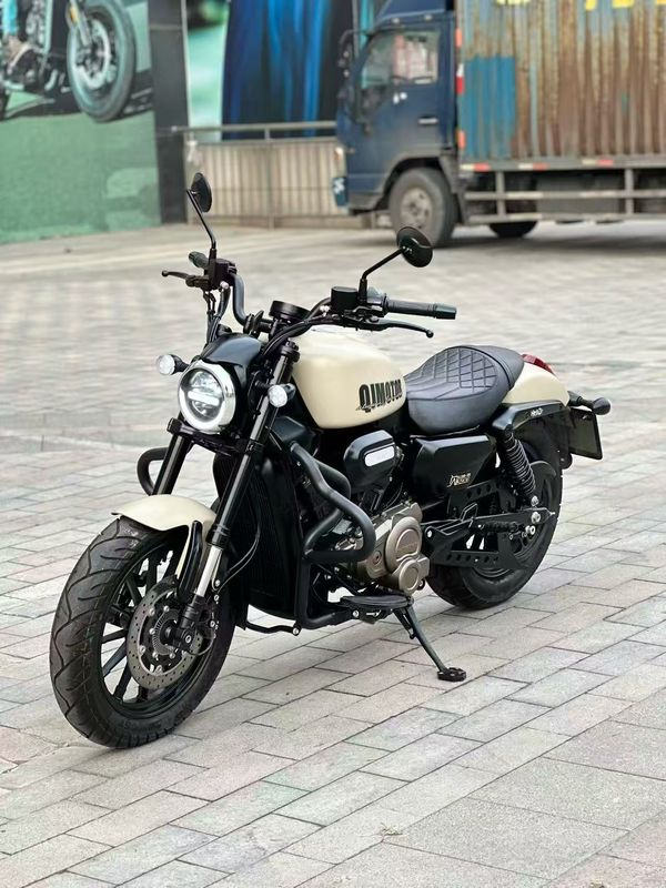二手QJMOTOR闪300