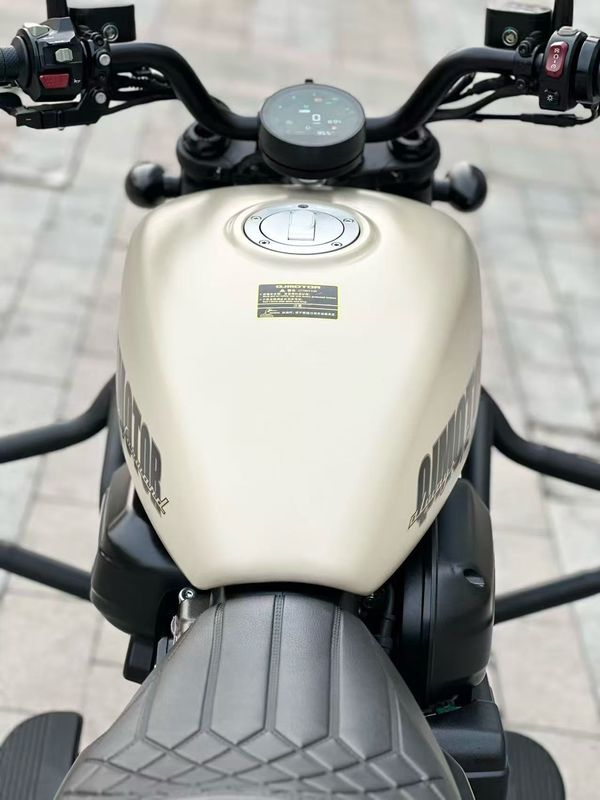 二手QJMOTOR闪300