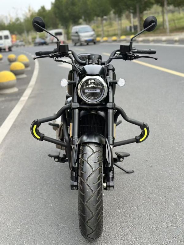 二手QJMOTOR闪300
