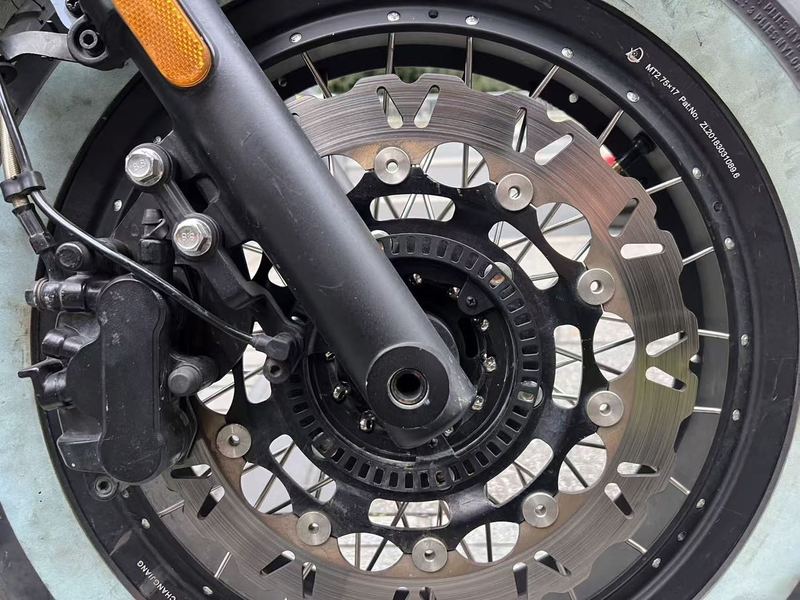 二手长江Bobbie ll 700i