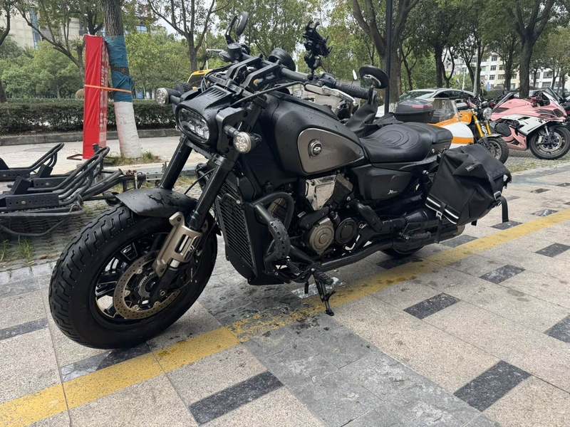 二手QJMOTOR闪600
