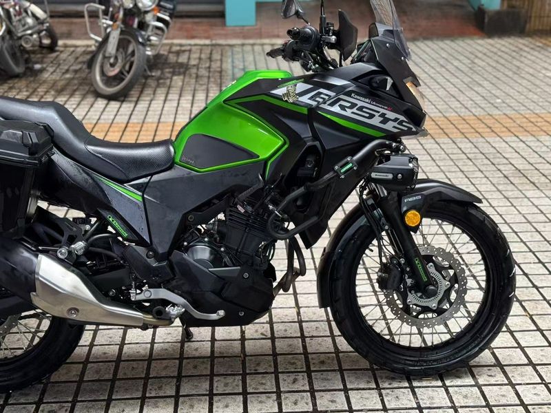 二手川崎Versys-X 300 