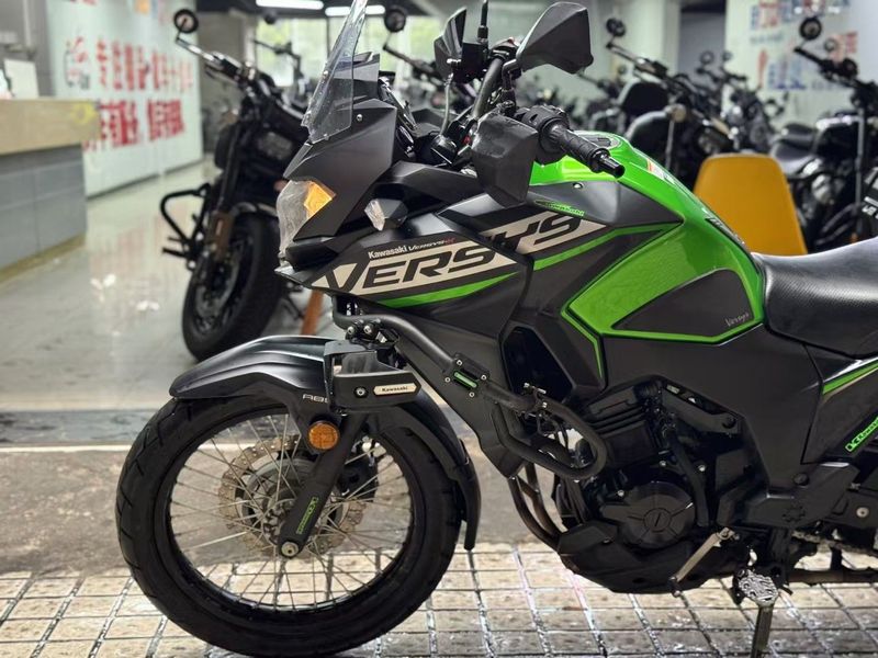 二手川崎Versys-X 300 