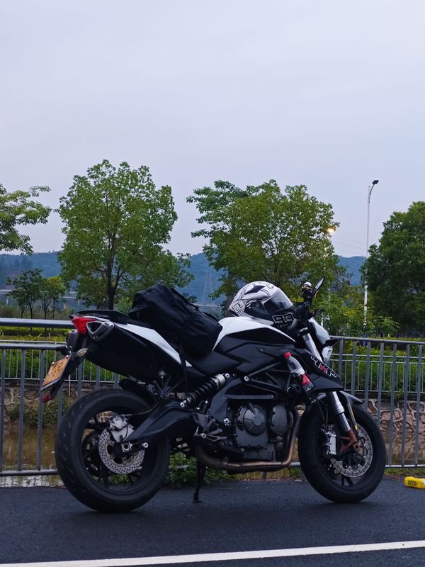 二手贝纳利TNT600i