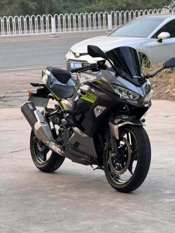 二手川崎Ninja 400