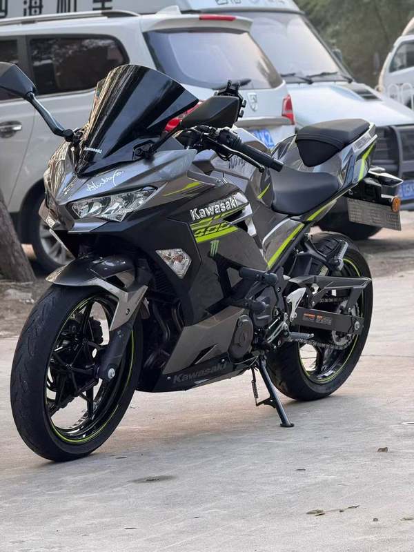 二手川崎Ninja 400