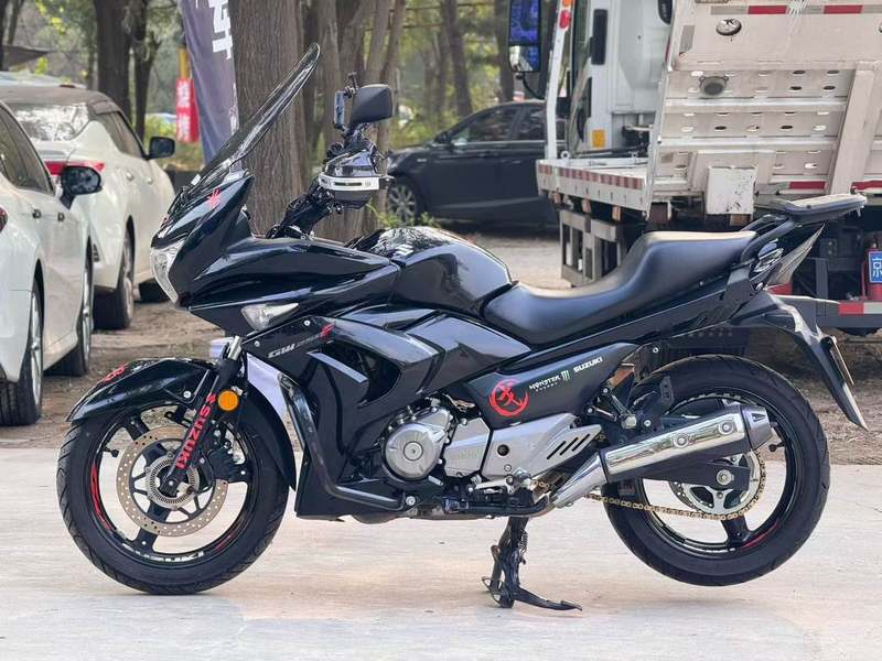二手豪爵铃木骊驰 GW 250F