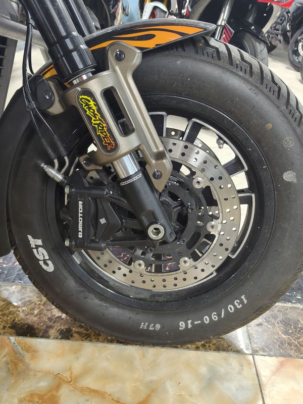 二手QJMOTOR闪600