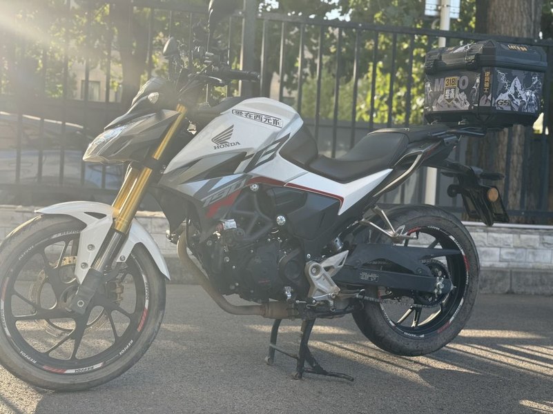 二手五羊本田CB190R 暴锋眼