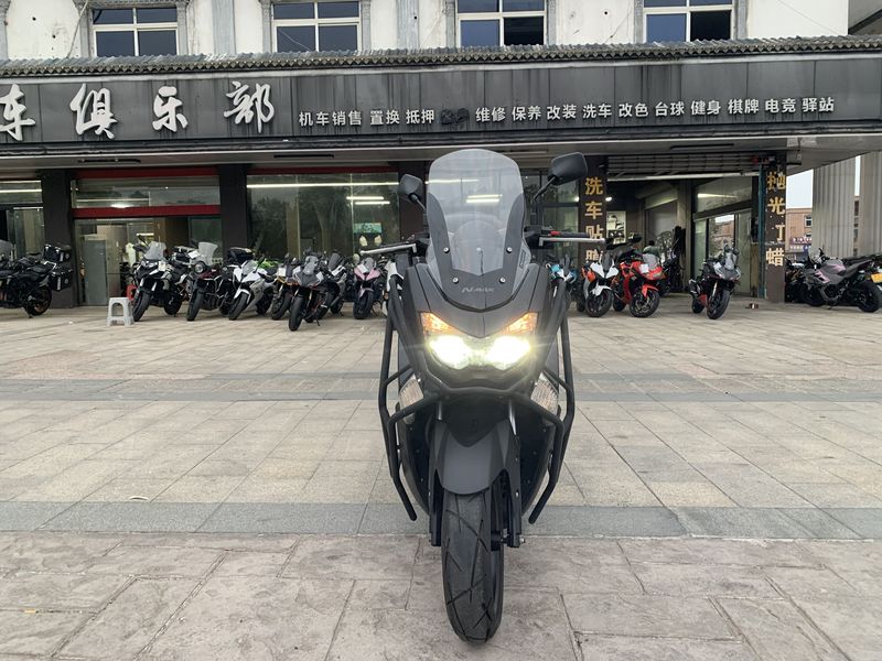 二手望雅猛士一代150