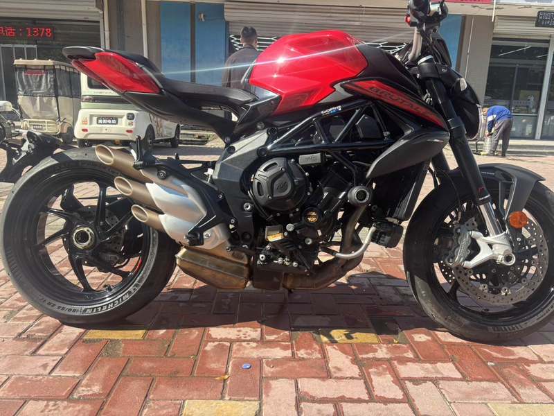 二手奥古斯塔Brutale 800
