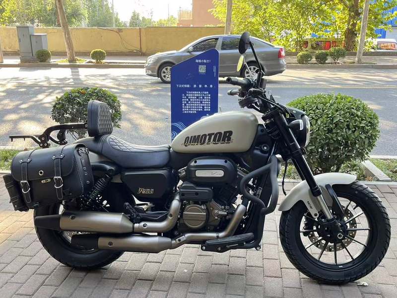 二手QJMOTOR闪300