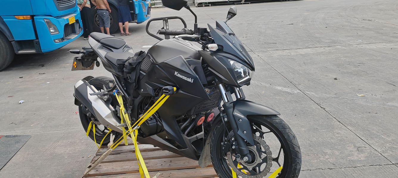 二手川崎Z 250 ABS