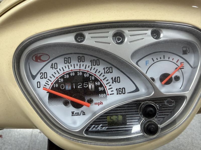 二手光阳LIKE 180 Fi双色版