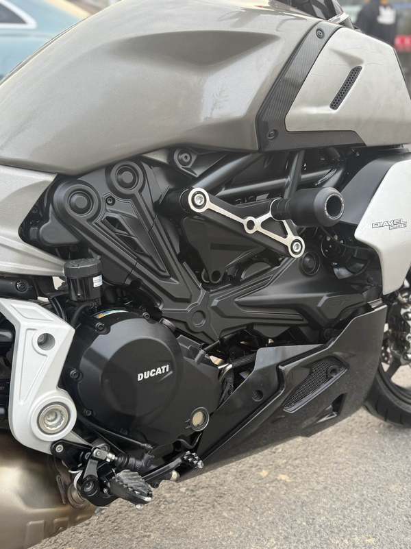 二手杜卡迪Diavel 