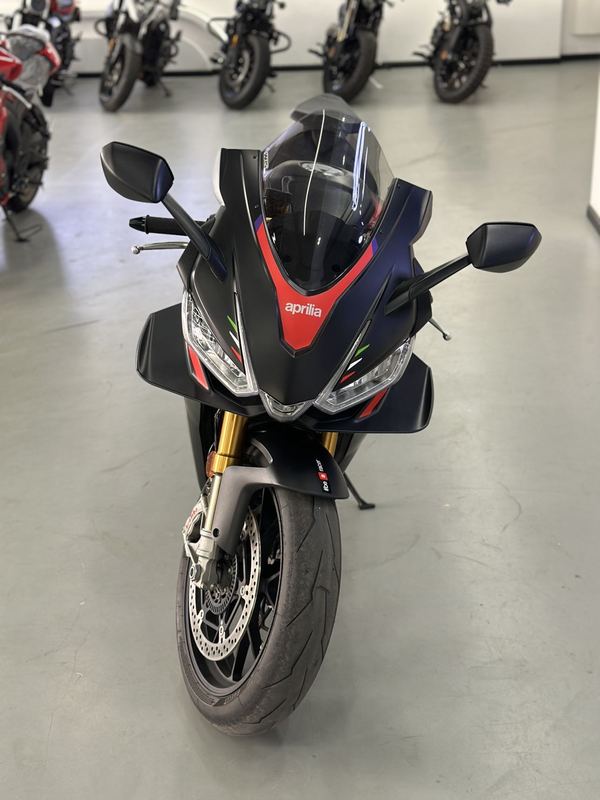 二手阿普利亚RSV4