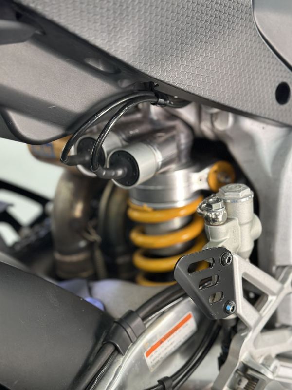 二手阿普利亚RSV4