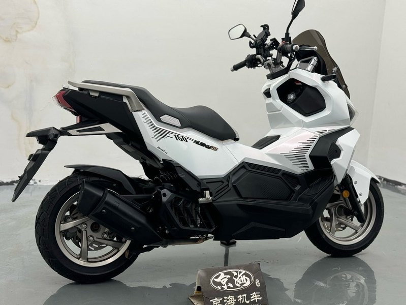 二手三阳哈士奇 Husky ADV150