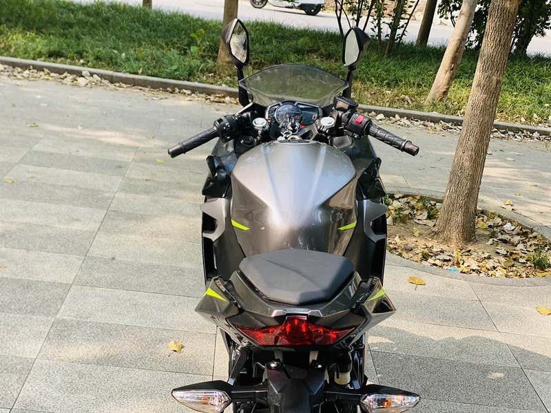 二手川崎Ninja 400