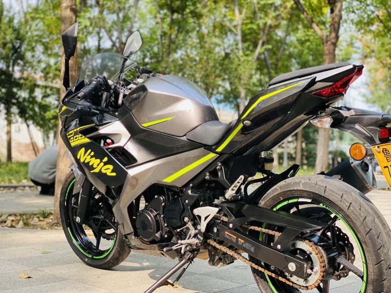 二手川崎Ninja 400