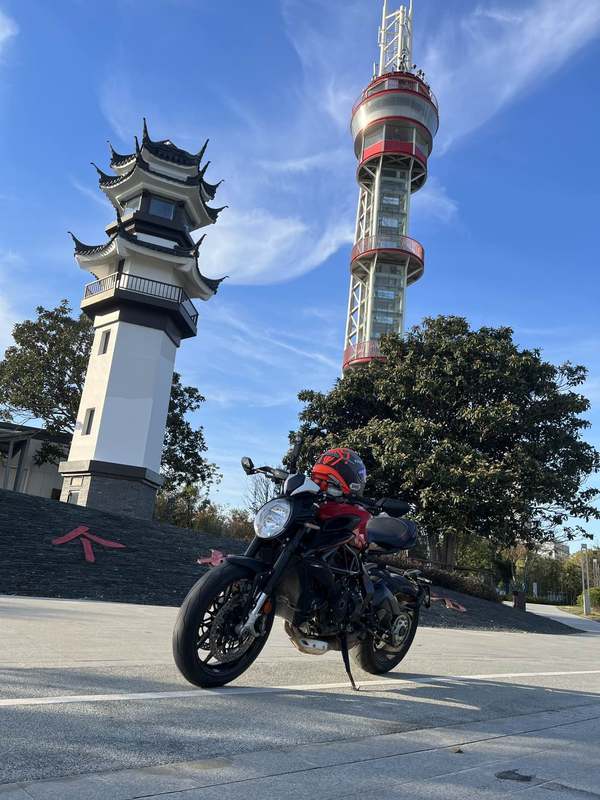 二手奥古斯塔Dragster 800