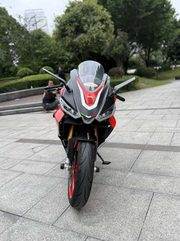 二手阿普利亚RS 660 