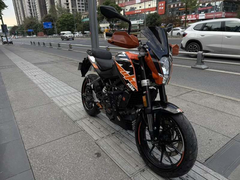 二手KTMR2R200 Duke
