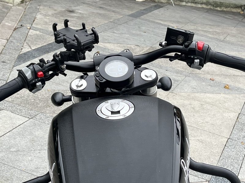 二手奔达Rock300 灰石