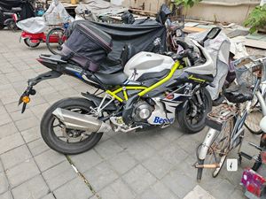 二手贝纳利龙卷风 Tornado 302R