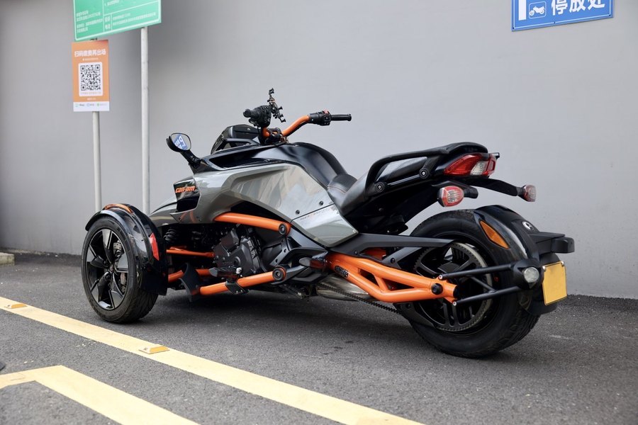 二手庞巴迪Spyder F3 