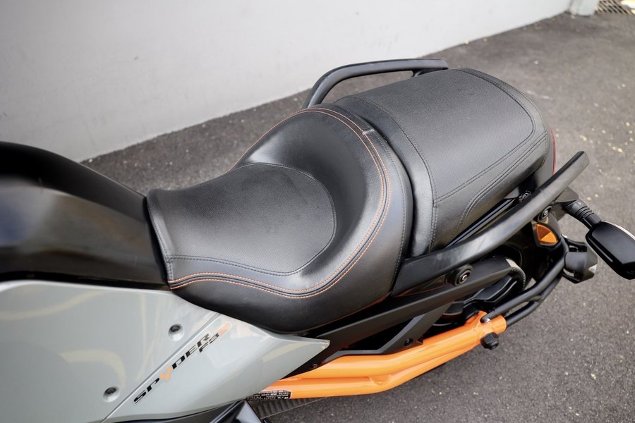 二手庞巴迪Spyder F3 