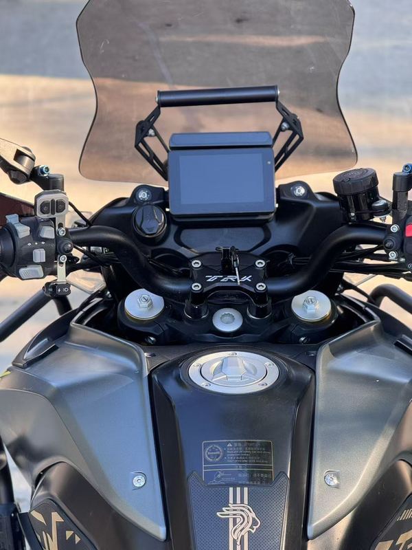 二手贝纳利TRK702