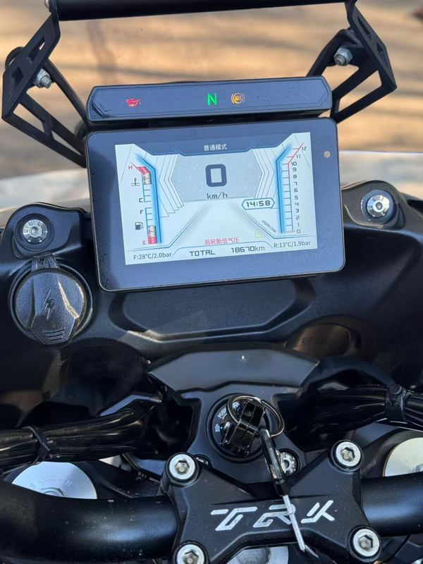 二手贝纳利TRK702