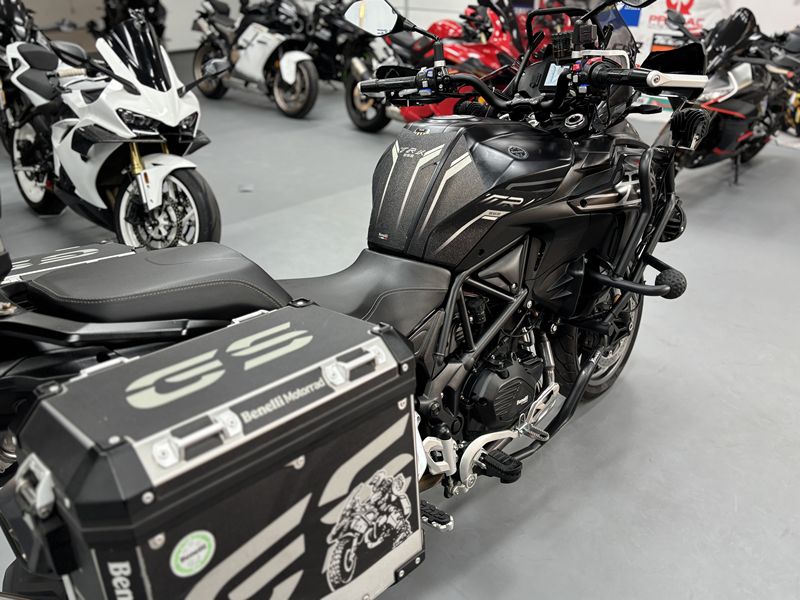 二手贝纳利TRK552