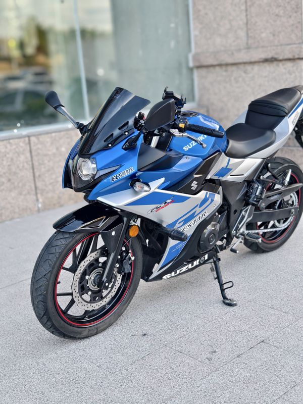 二手豪爵铃木GSX250R